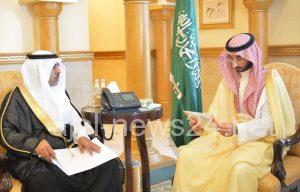 الأمير ⁧‫عبدالله بن بندر‬⁩ يلتقي رئيس منتدى الإدارة والأعمال