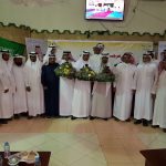 معلمو التربية البدنية يكرمون المشرف الفقيه