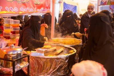 لفائف العنب والملفوف تستهوي زوار مهرجان ربيع بريدة 39 “