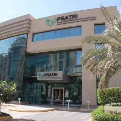 “النجمي” يجتمع بمدراء المستشفيات بمنطقة جازان.