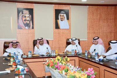“النجمي” يجتمع بمدراء المستشفيات بمنطقة جازان.