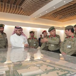 أسرة المهندس قاسم الغزواني تحتفي به بمناسبة تعيينه مديرا لفرع وزارة النقل بجازان.