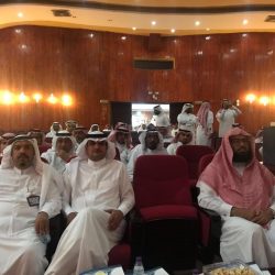 مدير الهلال الأحمر بمحافظة جدة يكرم المسعفين المتميزين