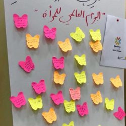 مسرح ارض المعرفة والترفيه يستقطب فرق عديدة