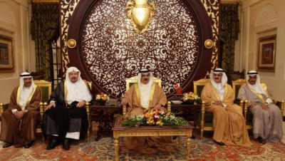 ملك البحرين يستقبل رئيس مجلس الشورى (بقصر الصخير)