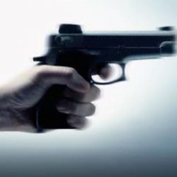 نائب أمير منطقة جازان ينقل التعازي لأسرة شهيد الواجب “احمد سهيلي