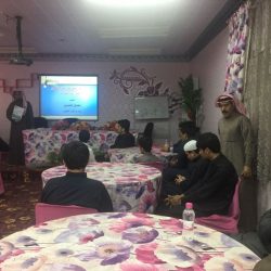 قسم رياض الأطفال يقيم دورات تدريبية عن معايير التعلم المبكر النمائية