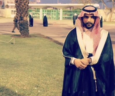 الدكتور عبدالله بن داخل القرشي المالكي يحتفل بتخرجه من جامعة الطائف