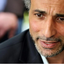 أمير منطقة جازان يشارك أهالي محافظة فرسان صيد سمك الحريد .