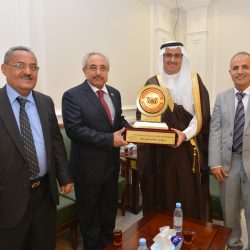 نائب أمير منطقة جازان يلتقي معالي وزير الصحة.