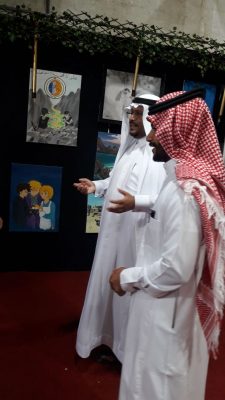 مدير الأحوال المدنية  يتجول بمعرض الفن التشكيلي  2030 المصاحب لمهرجان صبيا