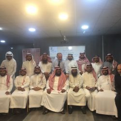المعلم بين سندان ( الجرب ) ومطرقة ( الوزير )