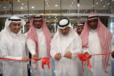 معالي مدير جامعة جازان أ.د: مرعي القحطاني يفتتح معرض فعاليات ” أسناني أقوى في شهر التقوى  “