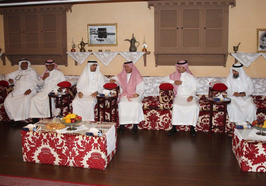 الدكتور الغفيص منظومة العمل والتنمية الاجتماعية ستقدم كل ممكنات الدعم الدكتور الغفيص منظومة العمل والتنمية الاجتماعية ستقدم كل ممكنات الدعم