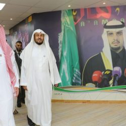 مركز إعداد القادة الإداريين يختتم برنامج (قيادة التحولات الإستراتيجية)