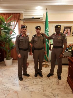 مدير مرور الباحة يقلد ” العُمري ” رتبته الجديدة 
