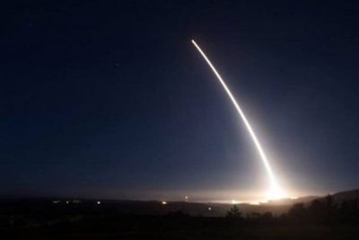 الدفاعات السعودية تدمر صاروخًا بالستياً في سماء جازان
