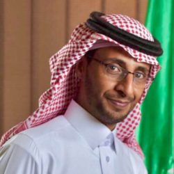 صابر الرباعي يزور مواقع بأيدي مكية في جبل عمر