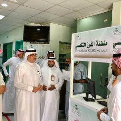 أبناء الشيخ الغامدي يحتفلون بتخرج ابناءهم الثلاثة
