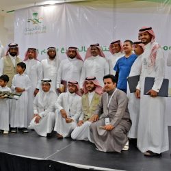 الدكتور أبا الخيل يشيد بالتنظيم الذي يشهده مهرجان العسل الدولي الحادي عشر