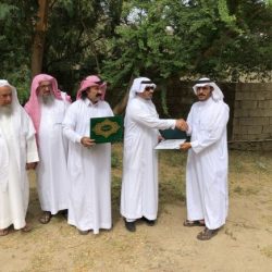 محافظ بيش يرأس اجتماع المجلس المحلي لمناقشة الخدمات التنموية بمركز الحقو