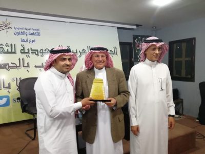 خبير ترجمة : نغامر بالأمانة الحرَفية لأجل الصنعة الابداعية