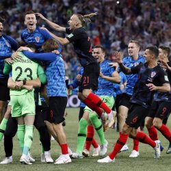 بلجيكا تضرب موعداً من البرازيل