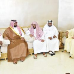 الأمير محمد بن عبدالعزيز ينقل تهاني القيادة لمنسوبي “حرس الحدود والمجاهدين والأفواج” المرابطين في الحد الجنوبي