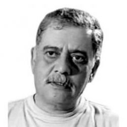 ضيوف الرحمن ينثرون مشاعرهم الجياشة على أكبر جدارية بمشعر منى