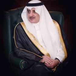 أمير تبوك يواسي المهندس محمد حسني هاشم في وفاة ابنته