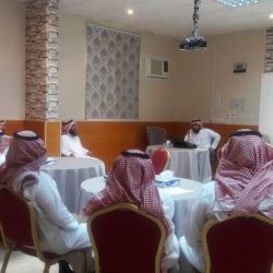إدارة تطوير المدارس بالأحساء تكرم الزميل الإعلامي “هاني الطويل”