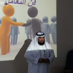 بين ذاكَّ وذاكَّ نعيش!