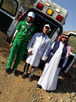 مدير عام الشؤون الصحية بالباحة يقف ميدانيا لانطلاق هايكنج السعوديه ٨٨