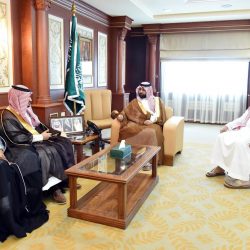 امير تبوك يلتقي مدير فرع الرئاسة العامة لهيئة الامر بالمعروف والنهي عن المنكر بالمنطقة
