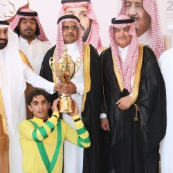 بلدي الأحساء يلتقي وفد من أهالي الرميلة بالعمران ويقف على إحتياجاتهم