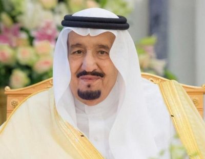 عاجل: خادم الحرمين الشريفين يصل حائل