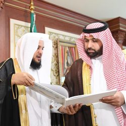 أمير الباحة يفتتح حركة السير في عدد من مشروعات الطرق بالمنطقة