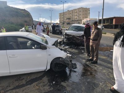 مصرع واصابة 9 اشخاص بحادثين منفصلين في الباحة
