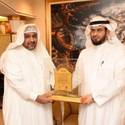مديرية الشؤون الصحية بمحافظة الأحساء تكرم صحيفة “خبر عاجل”