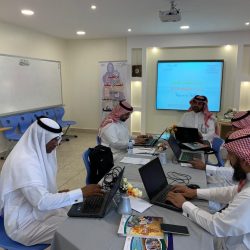 أمير مكة المكرمة يضع حجر الأساس لتنفيذ مشروع مطار القنفذة