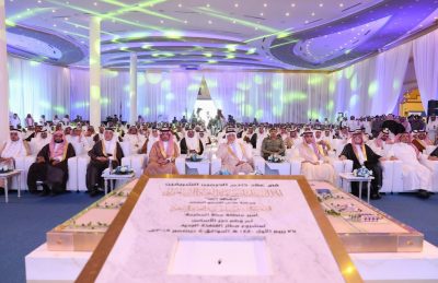 أمير مكة المكرمة يضع حجر الأساس لتنفيذ مشروع مطار القنفذة