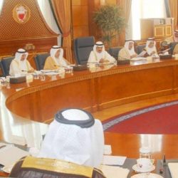 العيسى يعلن تدريس “مهارات التفكير الناقد والفلسفة” للمرحلة الثانوية في الفصل الثاني