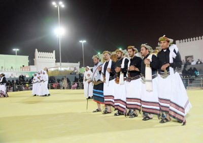 إقبال كثيف للزوار على قرية جازان التراثية