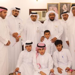 محافظ محافظة أضم يفتتح الحديقة العامة بالمحافظة
