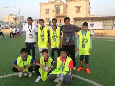 أولياء الأمور يساندون وكشافي المواهب يراقبون