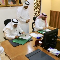 محافظ صبيا يقف مع مشائخ المخلاف على مشاريع قرية الملحاء و المحلة