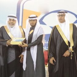 مدرسة بخشة تنفذ برنامج ترفيهيآ لطالباتها .