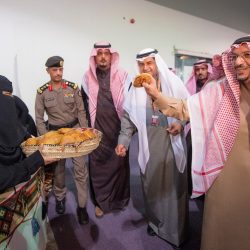 الأمير محمد بن ناصر يعتمد ترقية (118) موظفاً بإمـارة منطقـة جـازان .