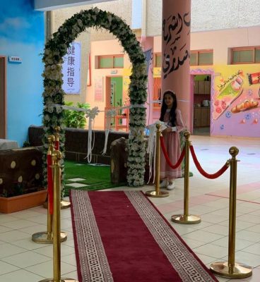 الزايدي تدشن المقهى الثقافي وغرفة المصادر بالإبتدائية التاسعة عشر