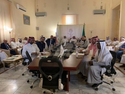 “المخاطر والأزمات على طاولة سياحة العاصمة المقدسة”